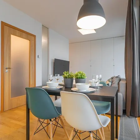 Apartment Oscar With Garage Прага Экстерьер фото